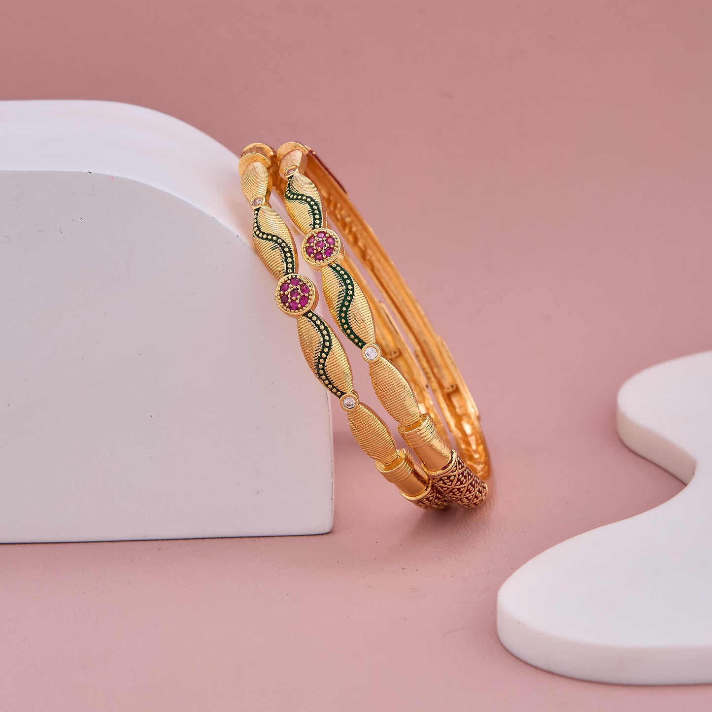Golden Wave Elegance Bangles